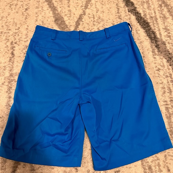 Men’s Nike Golf Shorts - Picture 3 of 3